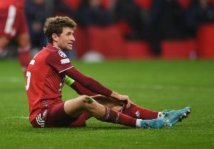 法尔克：拜仁强调削减成本政策，穆勒即使接受降薪也无法留队