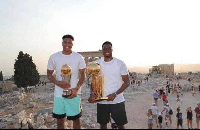 1630484944187080652.jpg Atentokounmpo-Trophy-Credit-Facebook.jpg